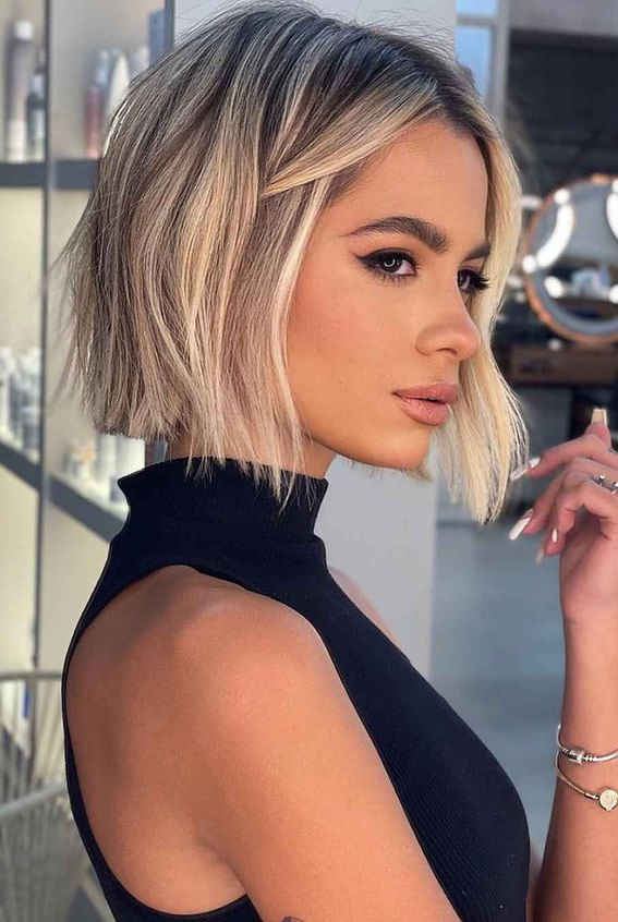 Light Blonde Bob With Face Framing Bangs Light Blonde Bob With Face Framing Bangs — Bob 2027 for Long Face