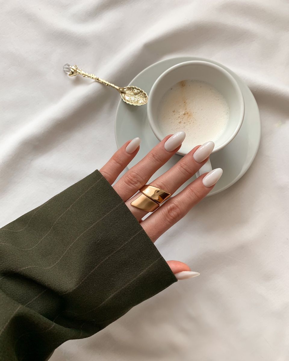 Visual Idea Visual Idea — Neutral Nails 2027