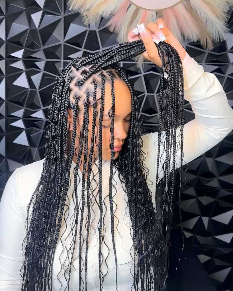 Black With Blonde And Brown Highlights Visual Idea — Long Knotless Braids 2027
