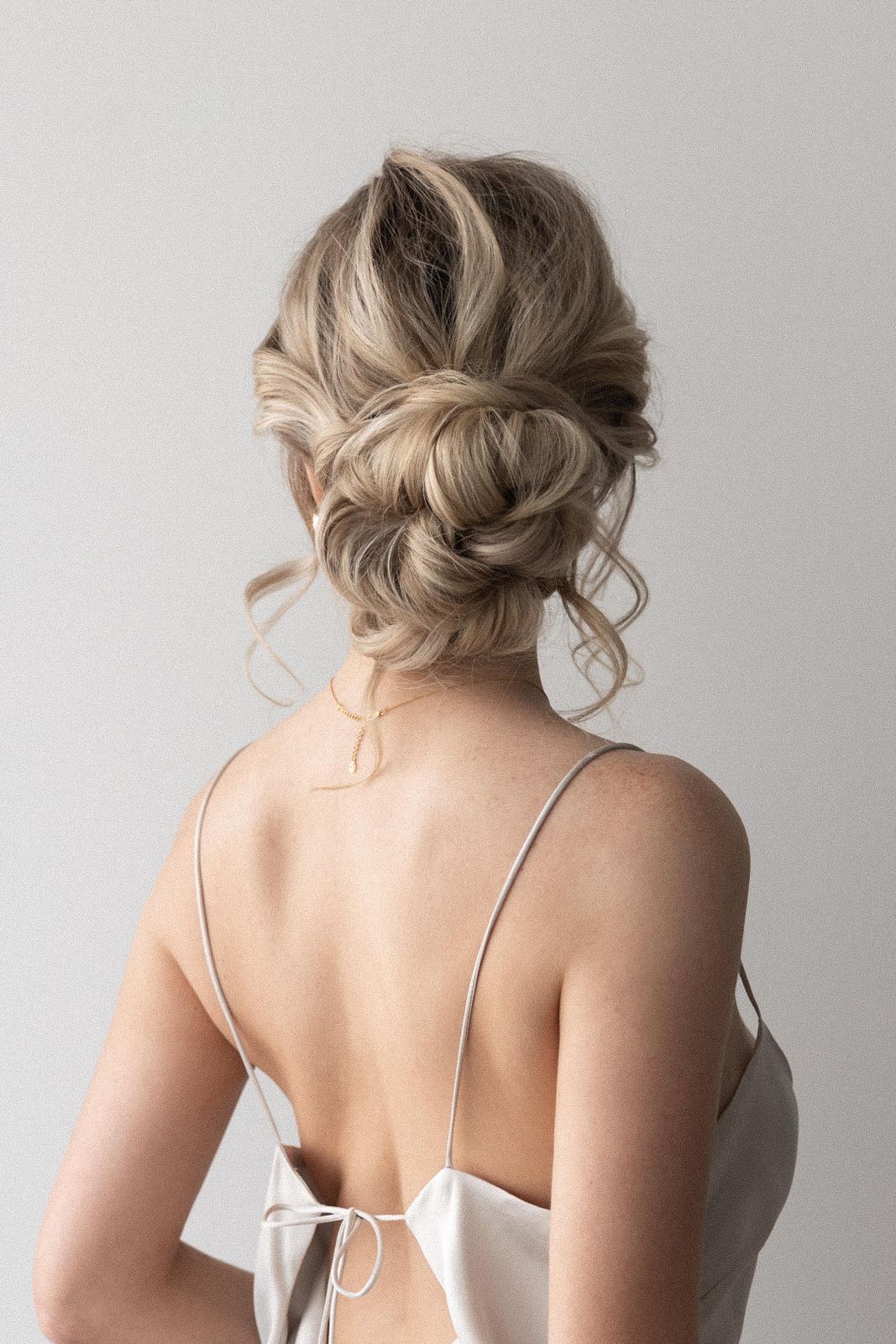 Shoulder Visual Idea Shoulder Visual Idea — Messy Low Bun 2027