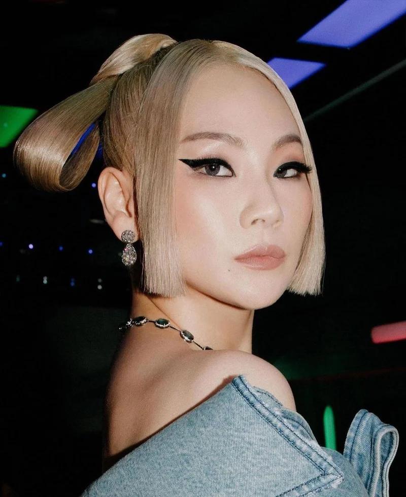 Clean Defined Ash Blonde Bun Clean Defined Ash Blonde Bun — Slicked Back Bun 2027