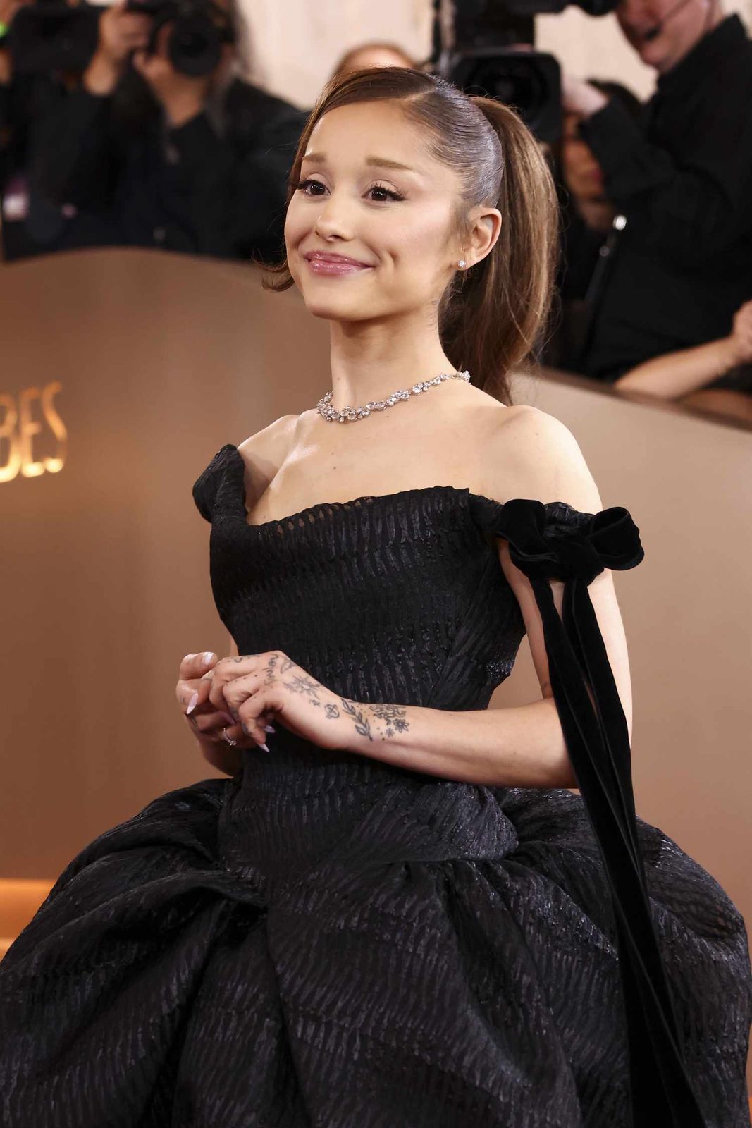 Front View Visual Idea — Ponytail Hairstyles 2027 for Shoulder Length Hair