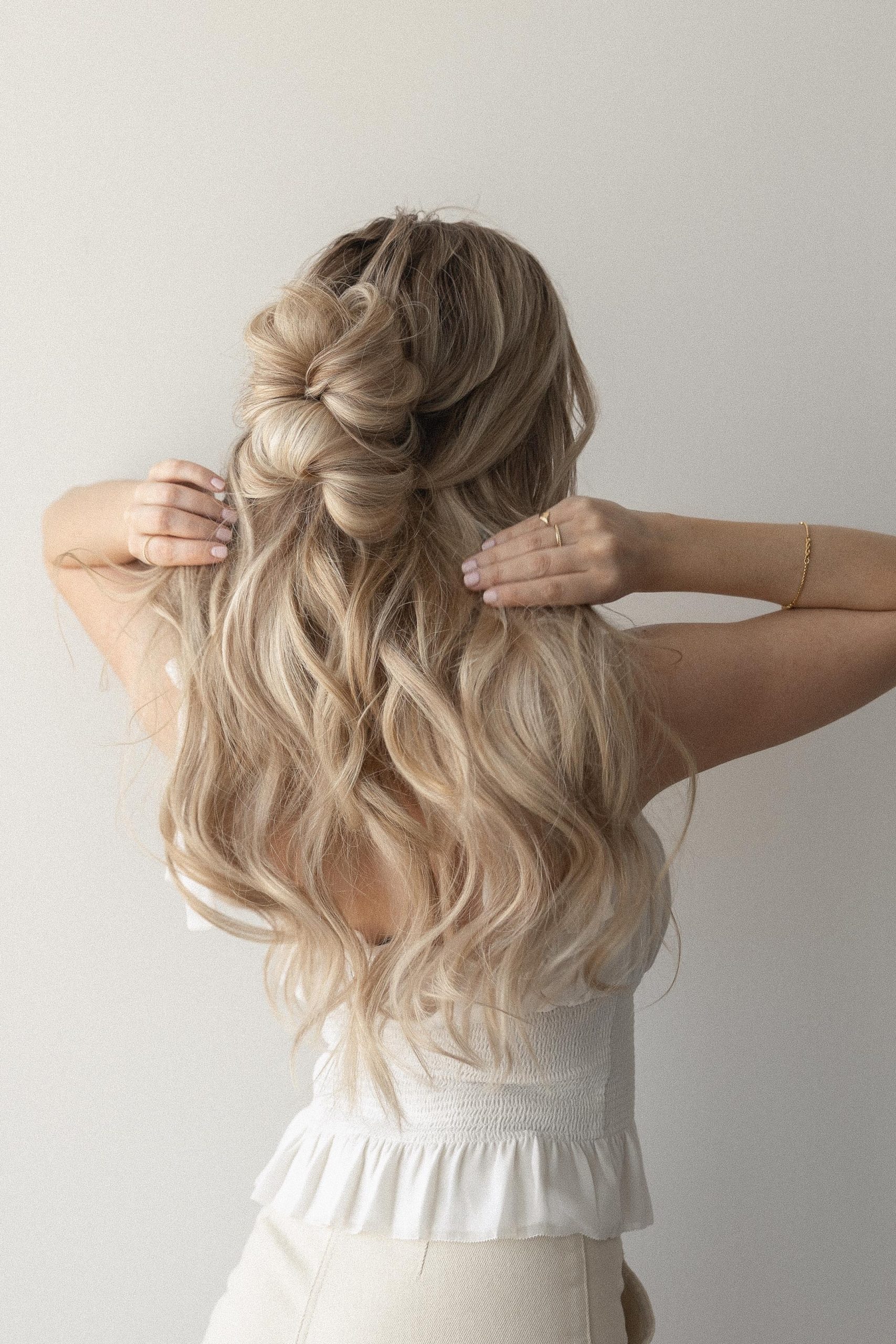 Thick Wavy Blonde Twisted Knot Thick Wavy Blonde Twisted Knot — Half Up Half Down Hairstyles 2027