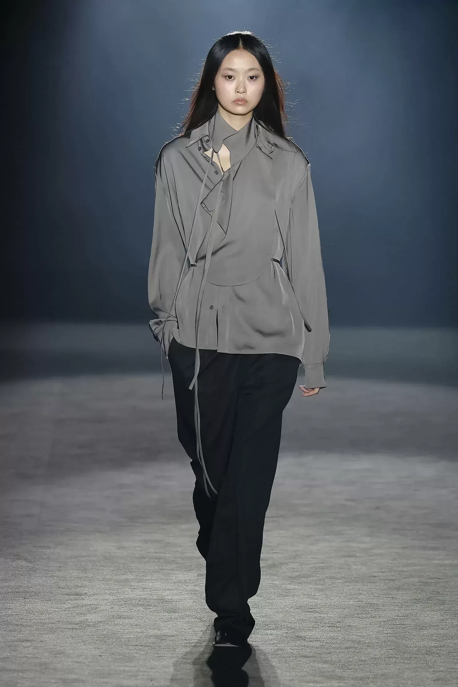 Grey Satin Shirt and Wide-Leg Trousers for a Fashion Forward Look — Barcelona Outfits 2027