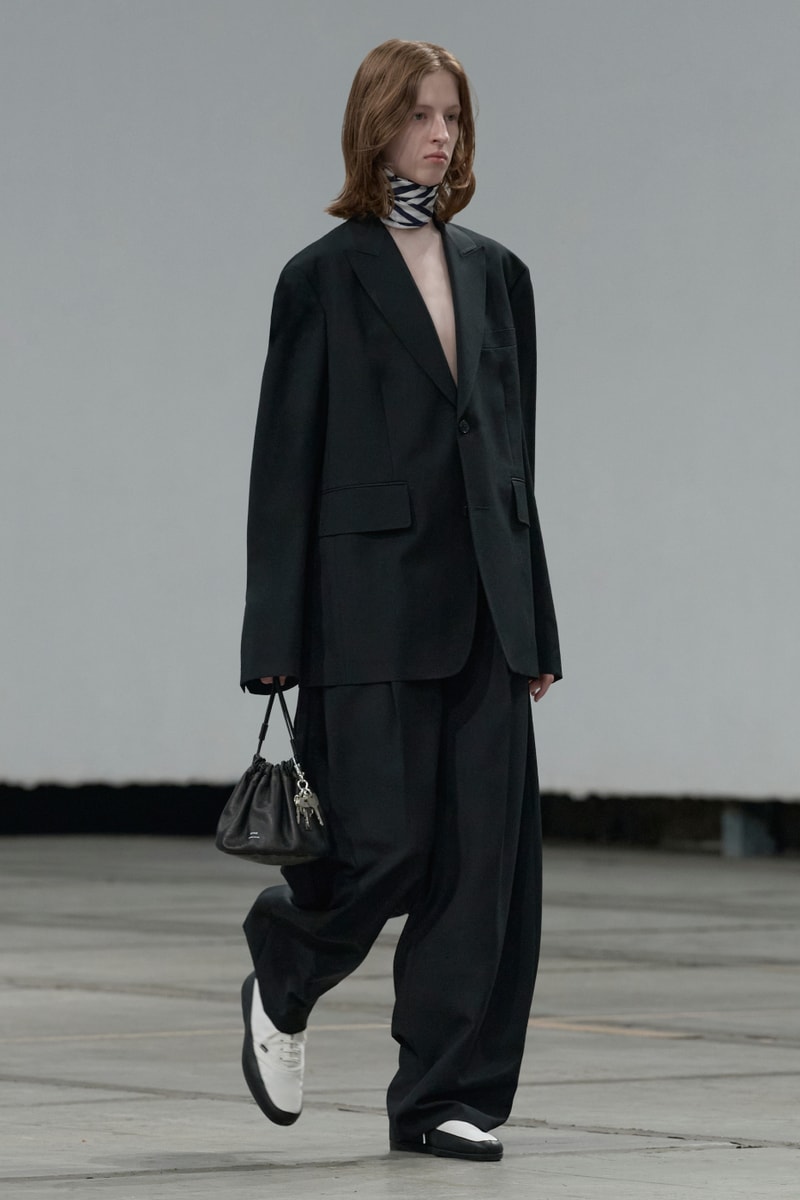 Oversized Black Blazer With Striped Scarf Oversized Black Blazer With Striped Scarf — Pinstripe Outfits 2027