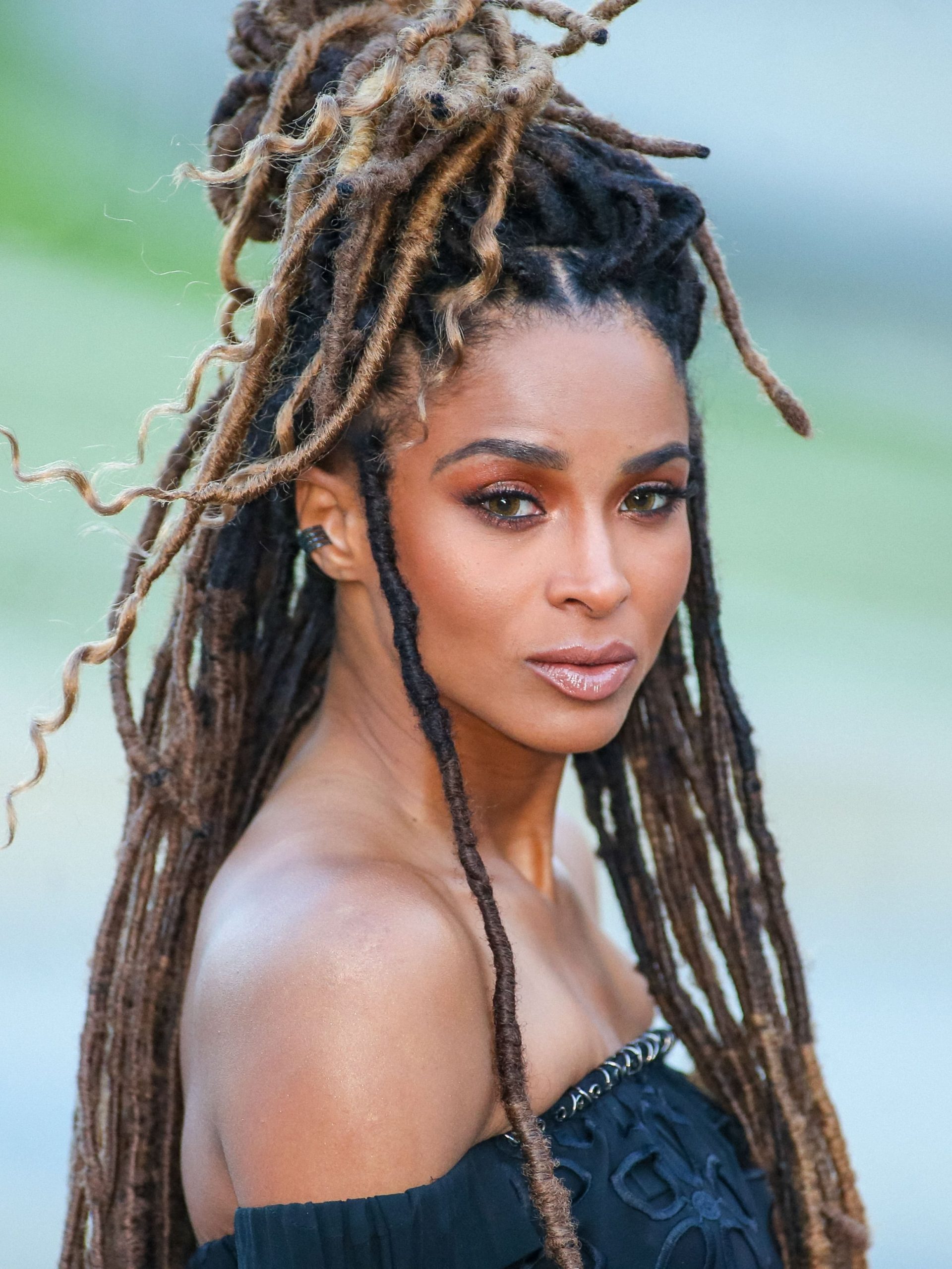 Long Dreadlocks with Blonde Highlights Long Dreadlocks with Blonde Highlights — Winter Hairstyles 2027 for Black Women