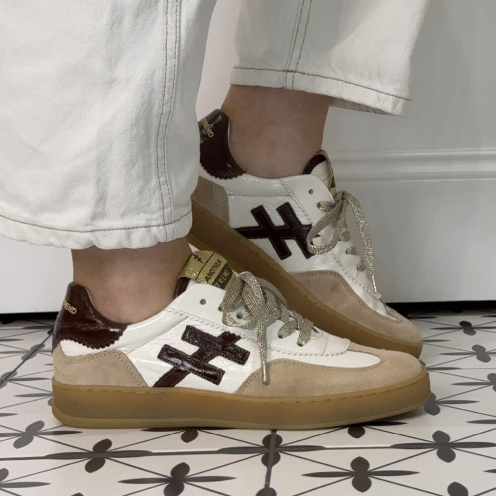Mixed Material Retro Sneakers with Gold Laces Mixed Material Retro Sneakers with Gold Laces — Retro Sneakers Outfits 2027