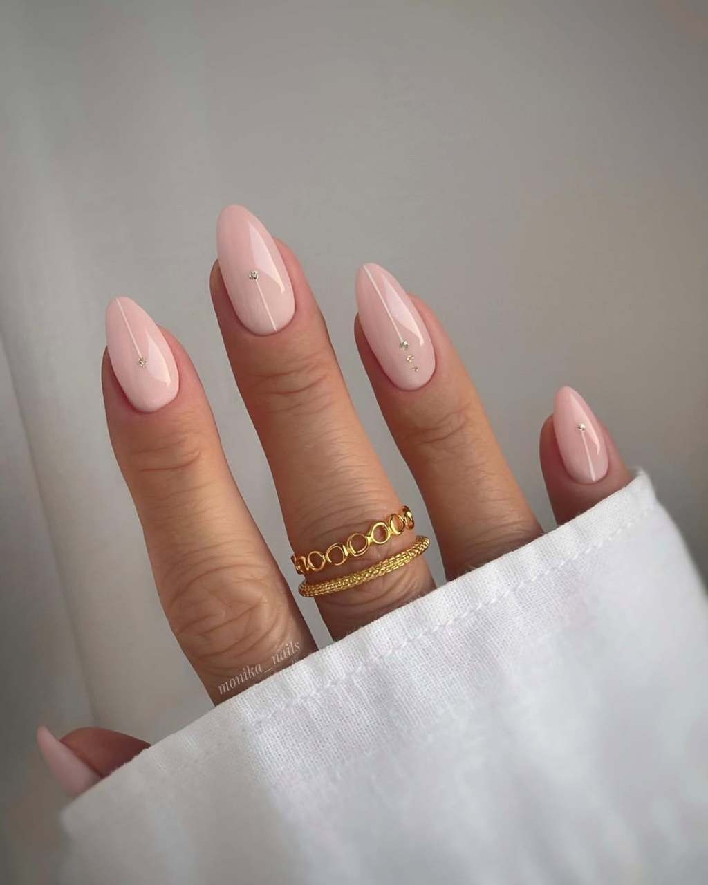 Pale Pink Line Rhinestone Nails Pale Pink Line Rhinestone Nails — Nail Art 2027 for Beginners
