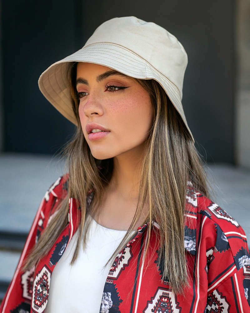 Long Layers Collarbone Wavy Fine Honey Blonde With Bangs — Bucket Hat Hairstyles 2027