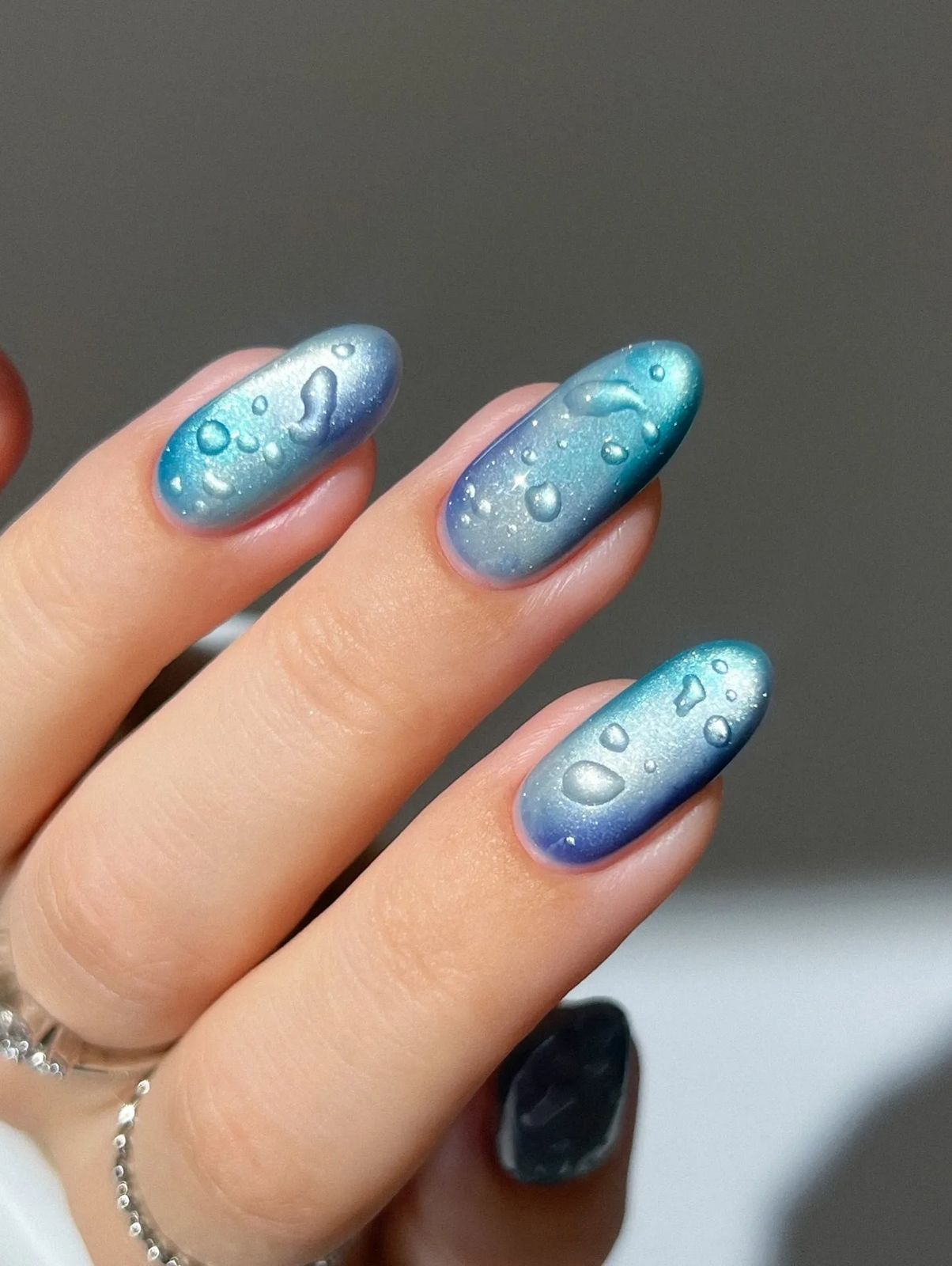 Handmade Teal Blue Ombre Water Drop Sparkle Press on Nails N07 Medium Stiletto / S (16mm-13mm-14mm-12mm-9mm)