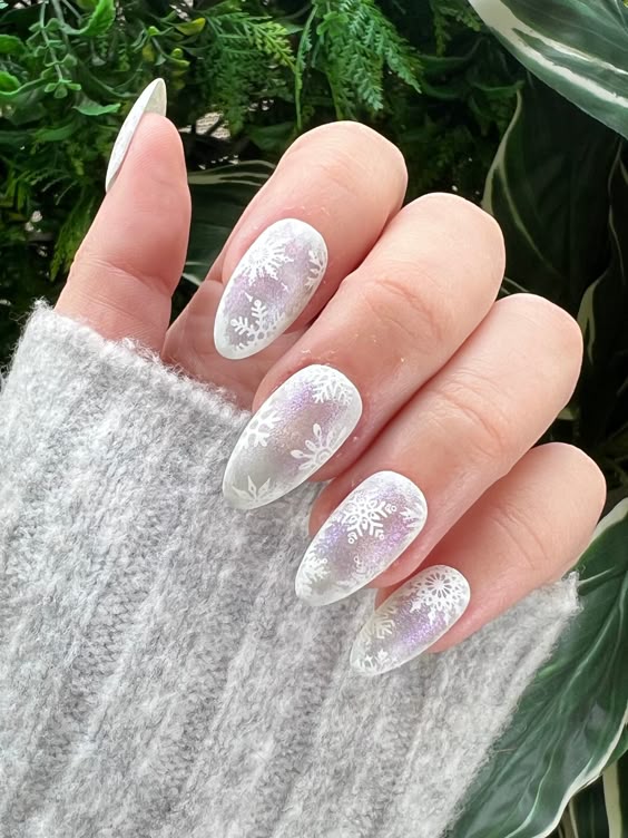 Matte White Snowflakes with Shimmer Matte White Snowflakes with Shimmer — Winter White Nails 2027