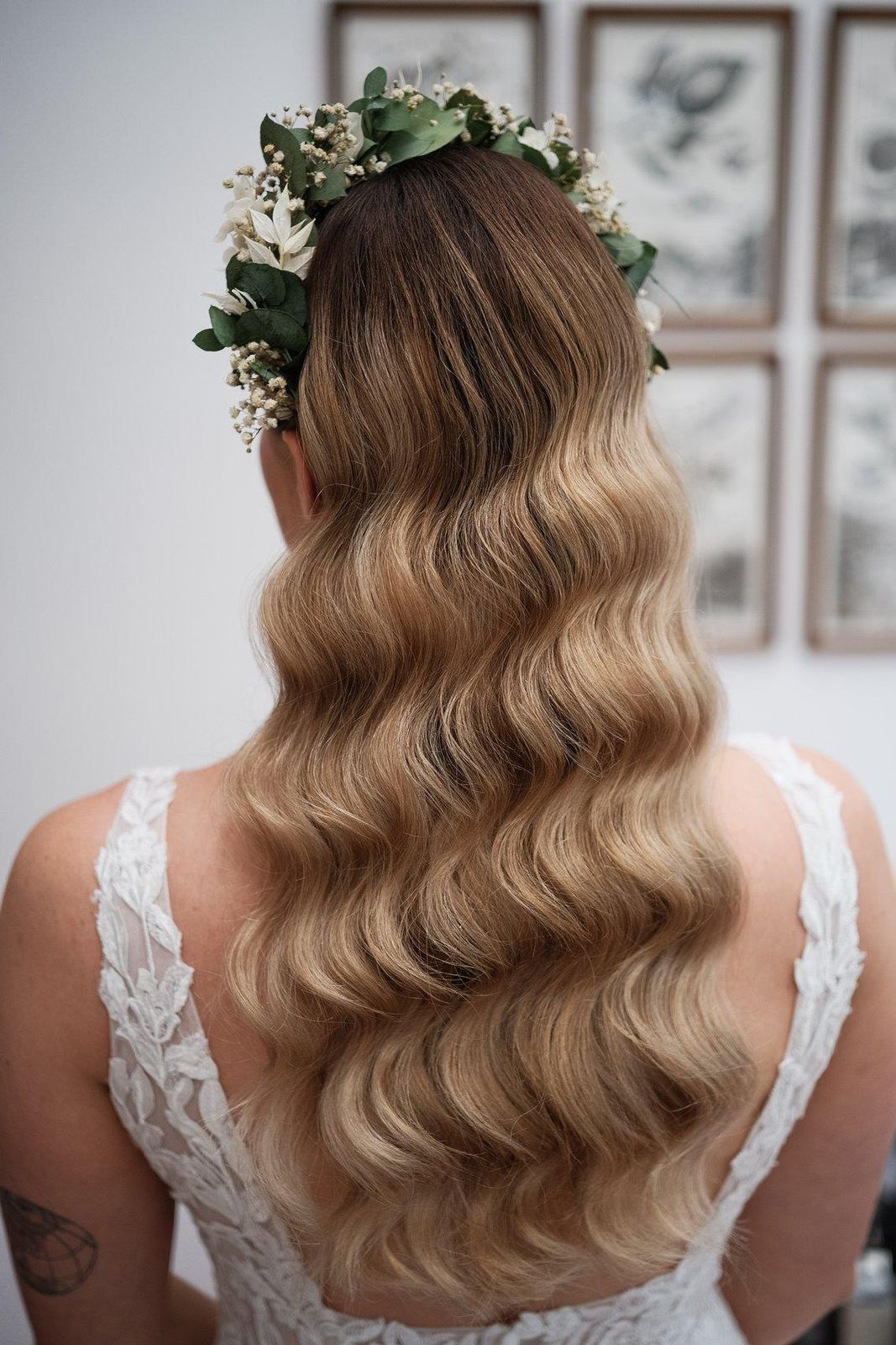 Light Blonde Visual Idea Light Blonde Visual Idea — Loose Wedding Hairstyles 2027