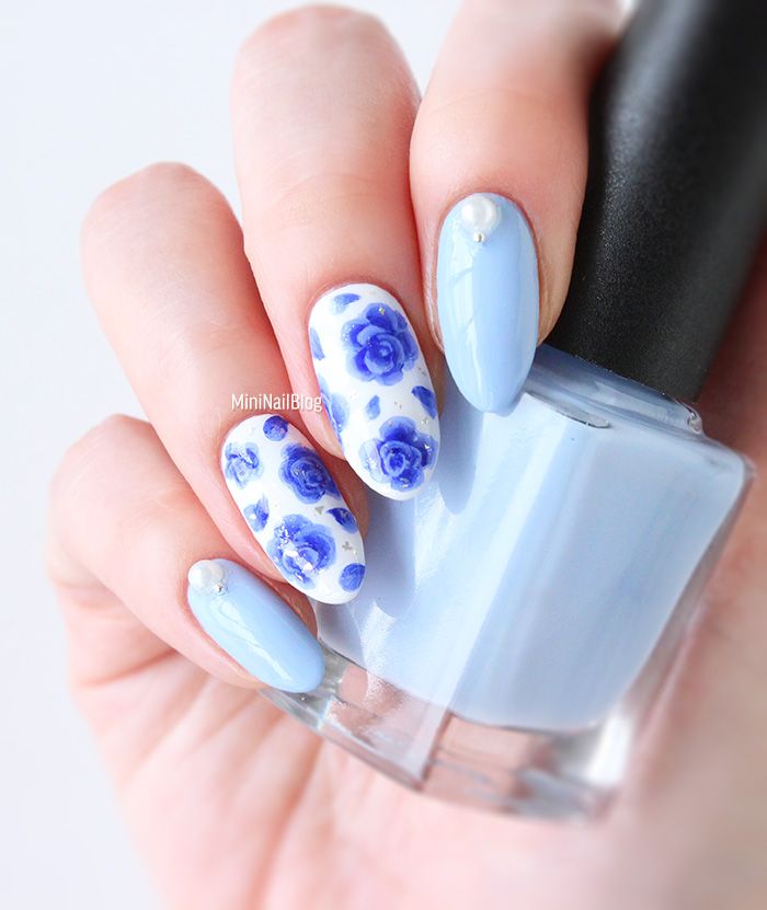 Light Blue Oval Nails with Blue Roses — Rose Nails 2027