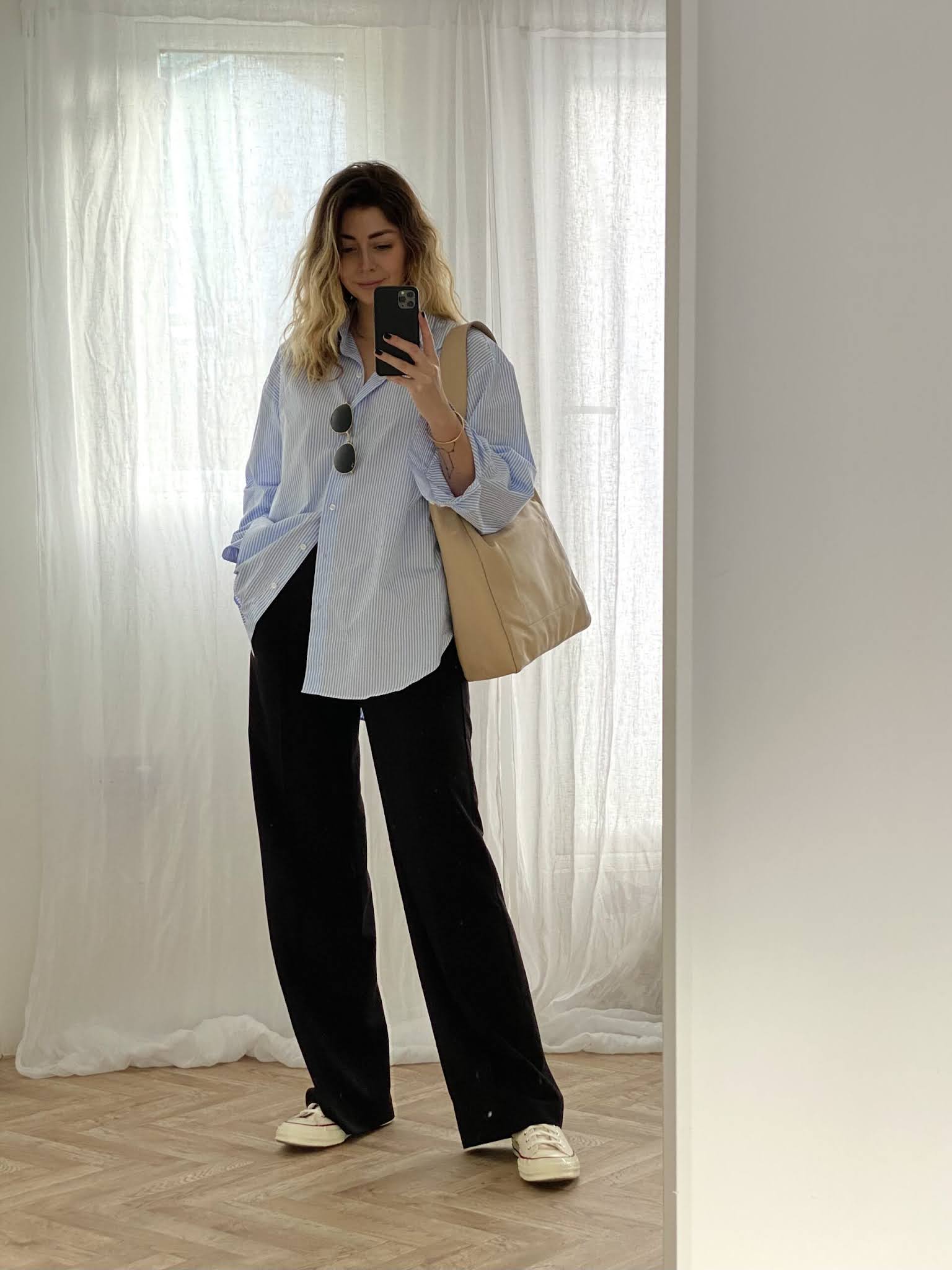 Striped Oversized Shirt and Wide-Leg Trousers for Effortless Errands Striped Oversized Shirt and Wide-Leg Trousers for Effortless Errands — Errands Outfits 2027
