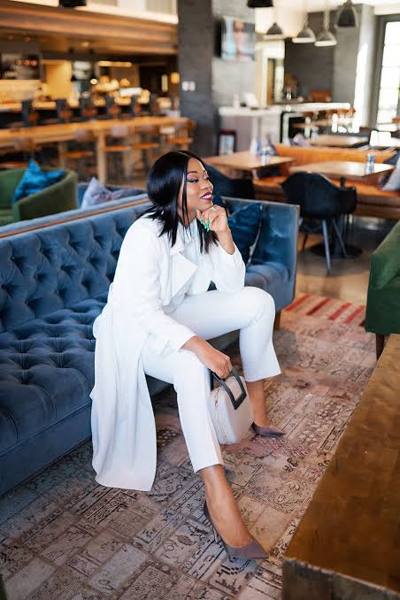 White Workwear: Longline Blazer and Trousers White Workwear: Longline Blazer and Trousers — All White Outfits 2027