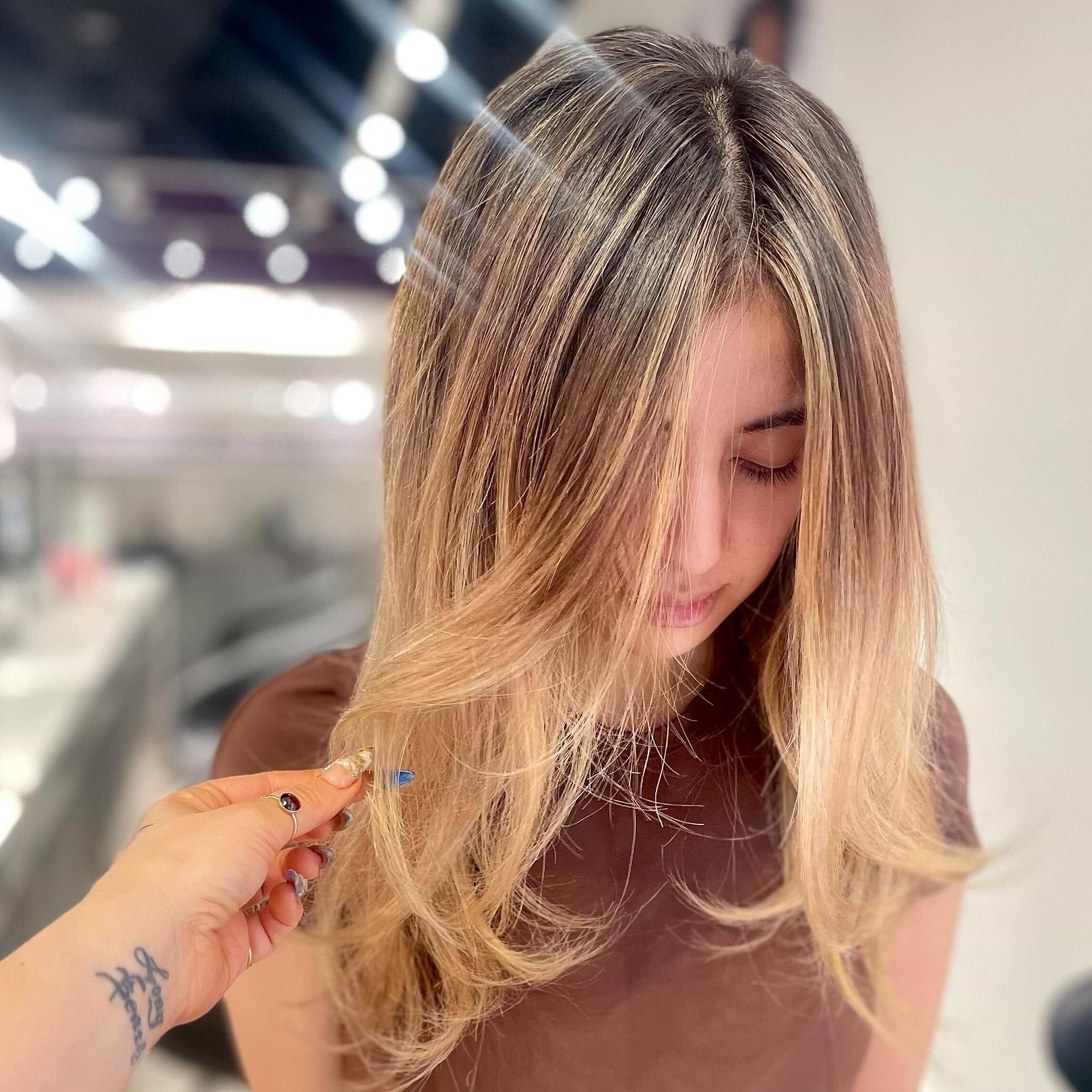 Wavy Medium Density Visual Idea Wavy Medium Density Visual Idea — Dark Blonde 2027