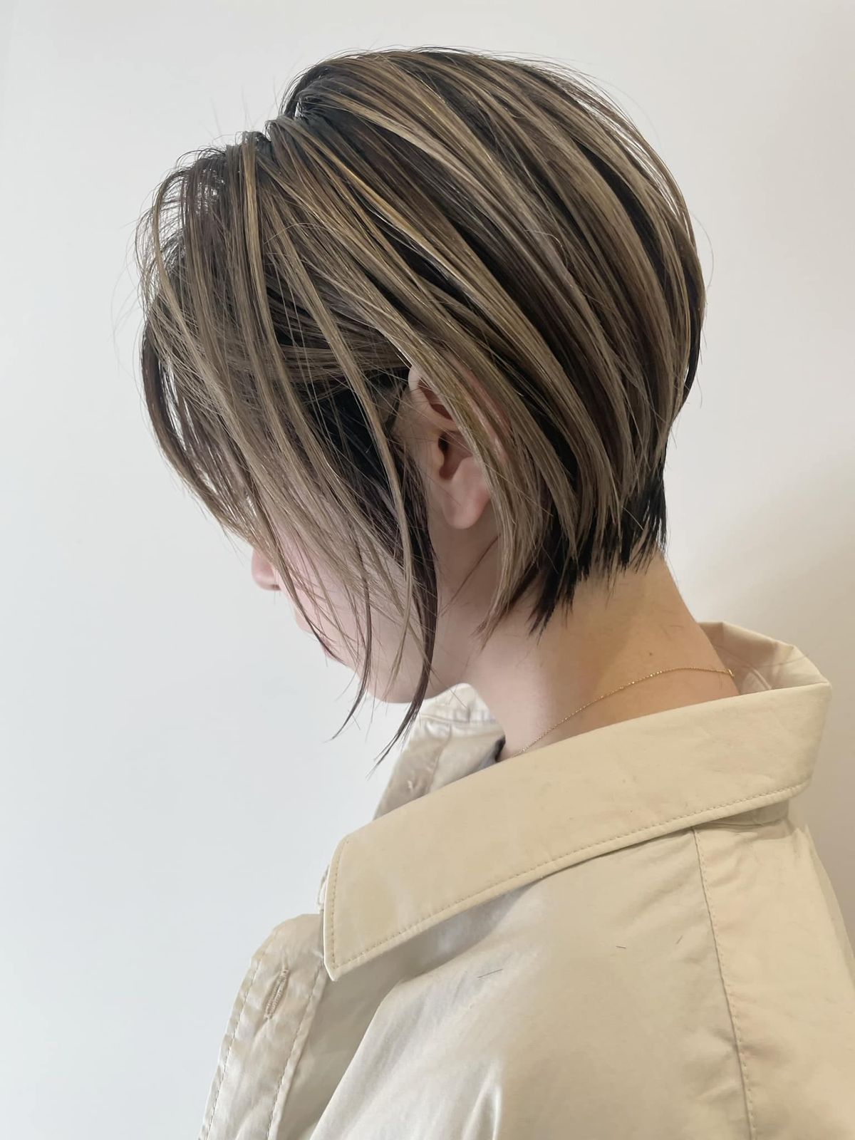 Layered Dark Brown Pixie Bob Layered Dark Brown Pixie Bob — Two Tone Pixie 2027