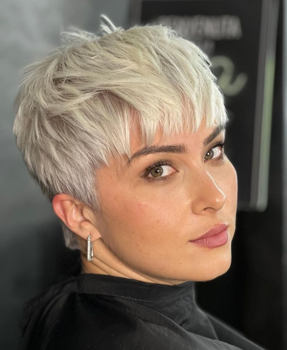 Ash Blonde Pixie with Choppy Bangs Ash Blonde Pixie with Choppy Bangs — Pixie 2027 with Bangs