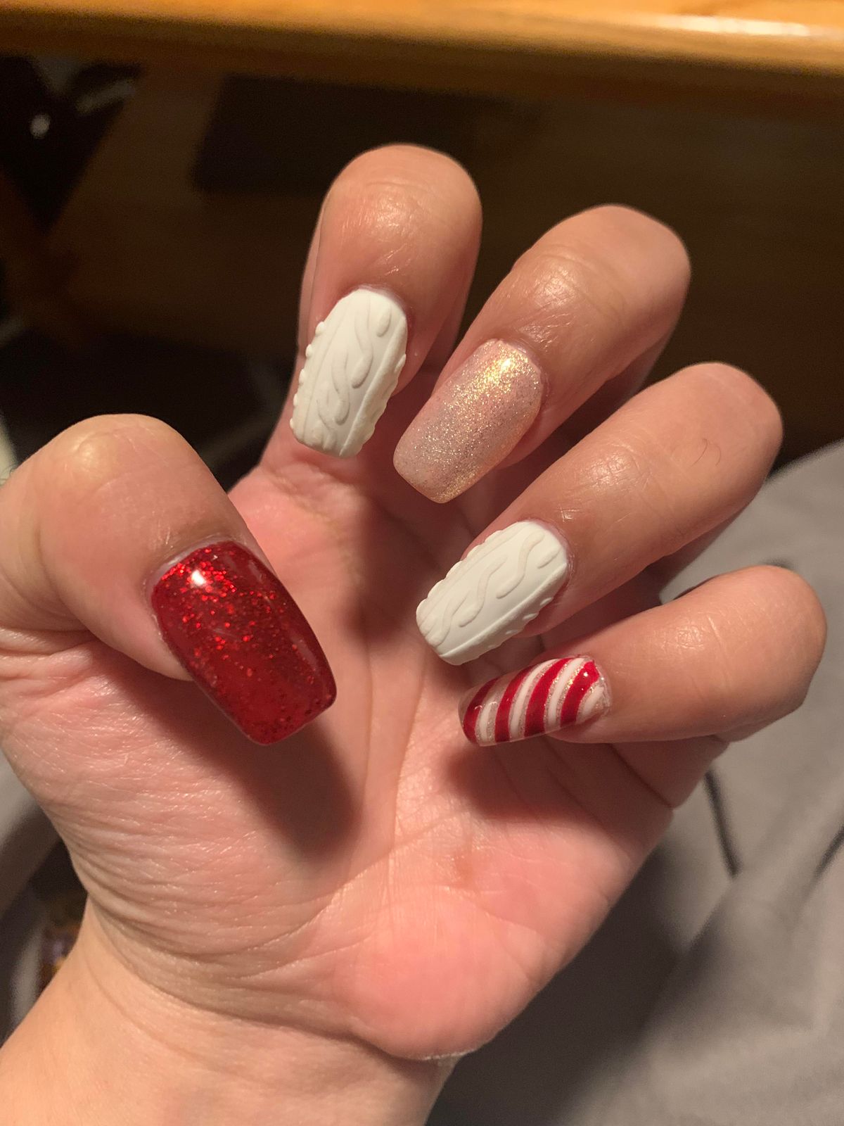 White Red Glittery Champagne Visual Idea — Christmas Sweater Nails 2026