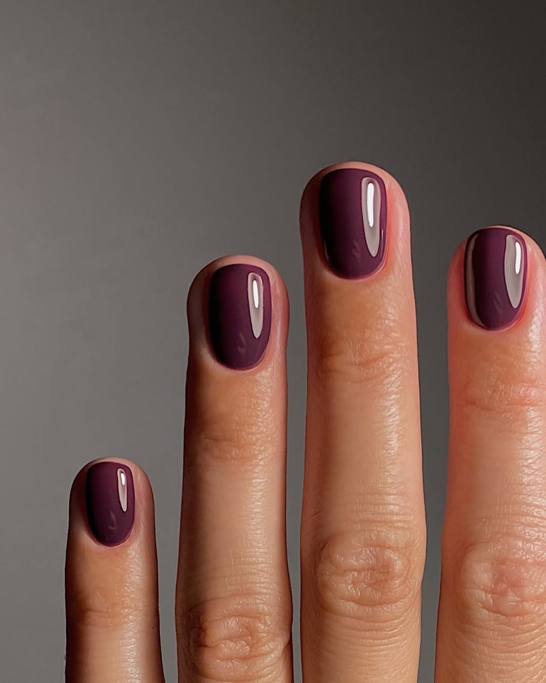 The 5 Chicest Nail Colors to Wear This Fall, per Manicurists | Who What Wear