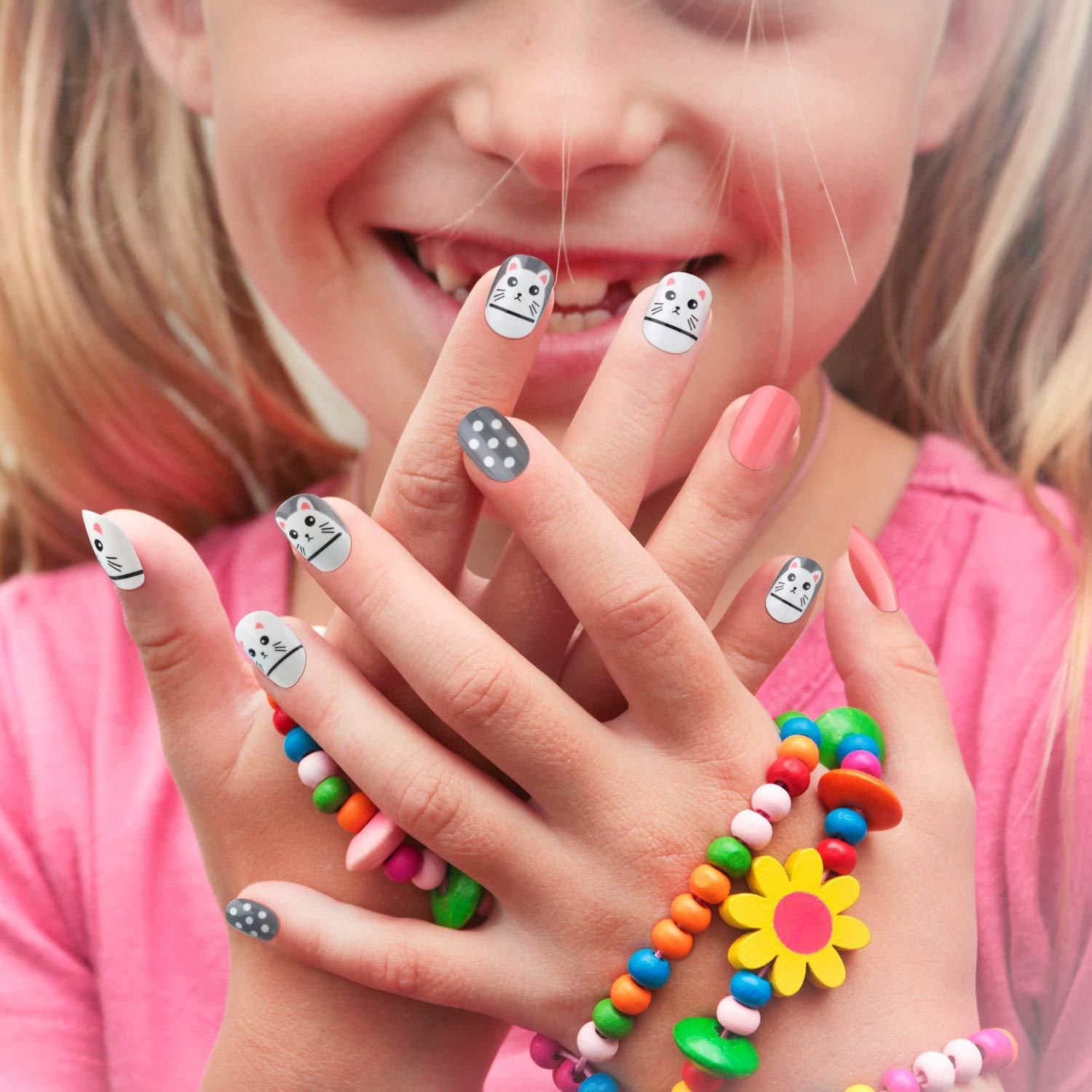 Coral Cat Faces and Grey Dots Coral Cat Faces and Grey Dots — Toddler Nails 2027