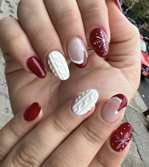 Christmas Visual Idea — Christmas Sweater Nails 2026