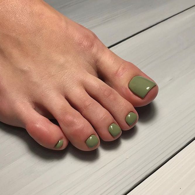 Any Season Visual Idea — Toe Nails 2027 for Women Over 60