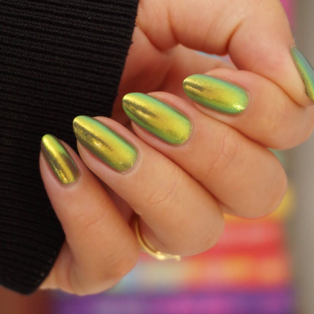 Vibrant Lime Green Chrome Ovals Vibrant Lime Green Chrome Ovals — Green Chrome Nails 2027