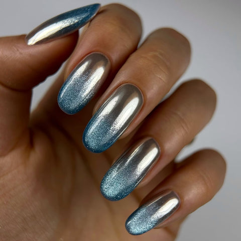 Silver Chrome and Light Blue Glitter Gradient Silver Chrome and Light Blue Glitter Gradient — Silver Nails 2027