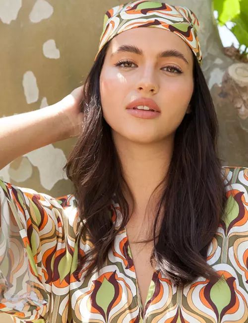 Psychedelic Statement: Matching Scarf Top Psychedelic Statement: Matching Scarf Top — Hair Scarf Outfits 2027