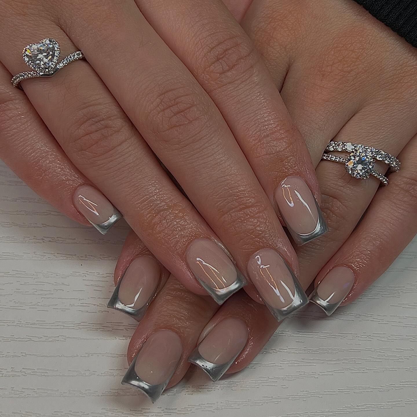 Glossy With Metallic Finish Visual Idea Glossy With Metallic Finish Visual Idea — Silver New Years Nails 2027