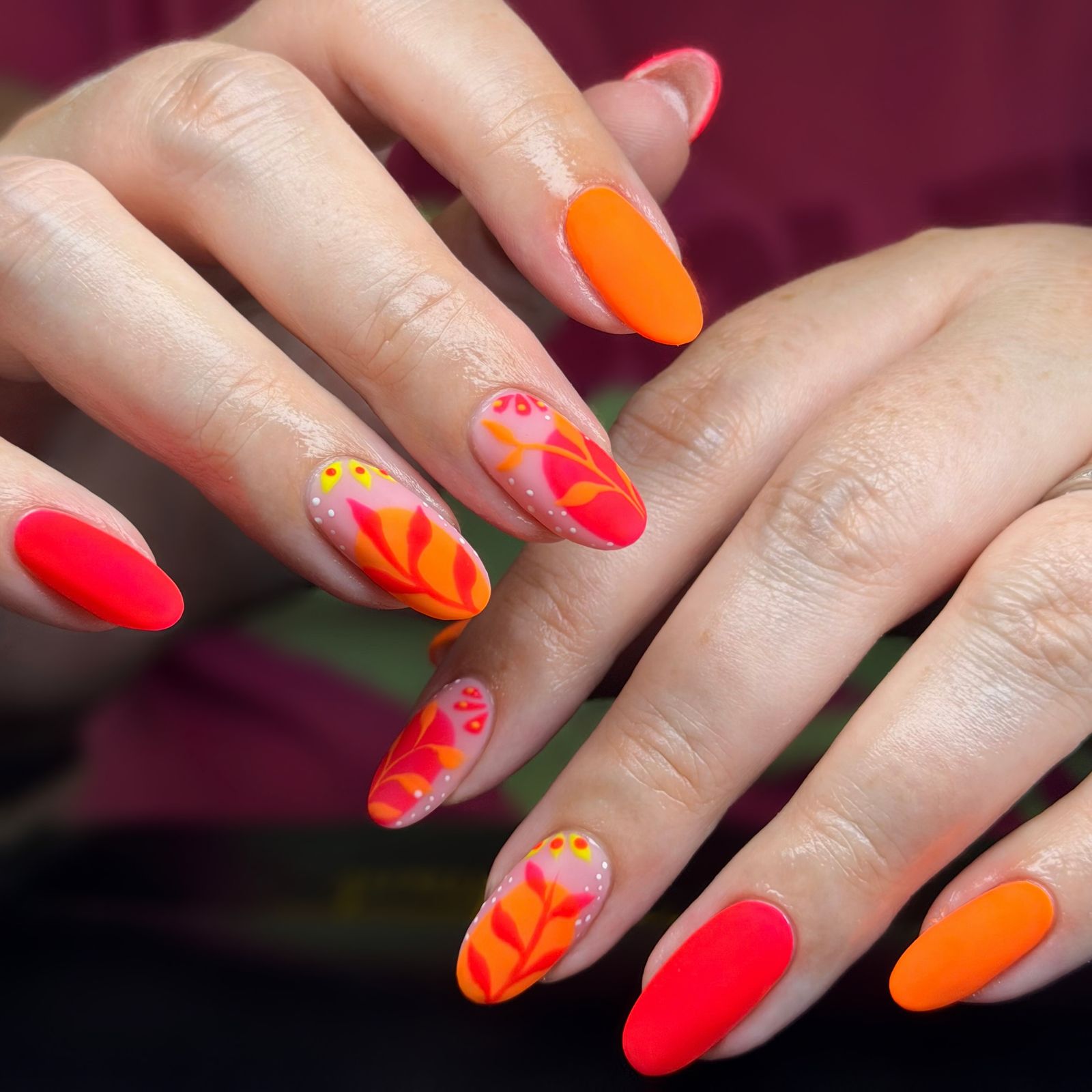 Matte Floral Orange & Red Medium Ovals Matte Floral Orange & Red Medium Ovals — Tangerine Nails 2027