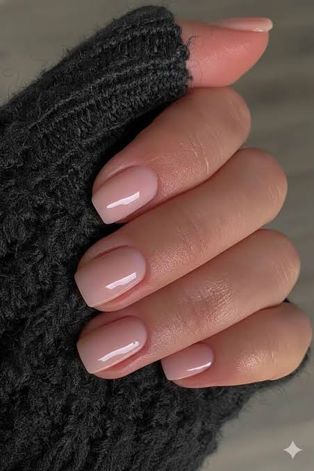 Short Mothers Day Nails: Designs That Impress | Mirellé Inspo