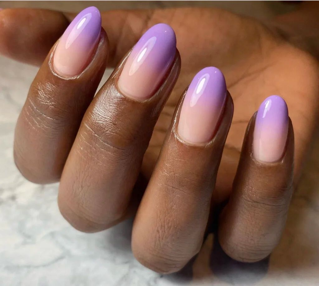 Medium Oval Sheer Nude to Vibrant Lavender Ombre Medium Oval Sheer Nude to Vibrant Lavender Ombre — Lavender Ombre Nails 2027