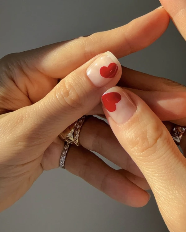 Clear Base With Simple Red Hearts Clear Base With Simple Red Hearts — Red Valentines Nails 2027