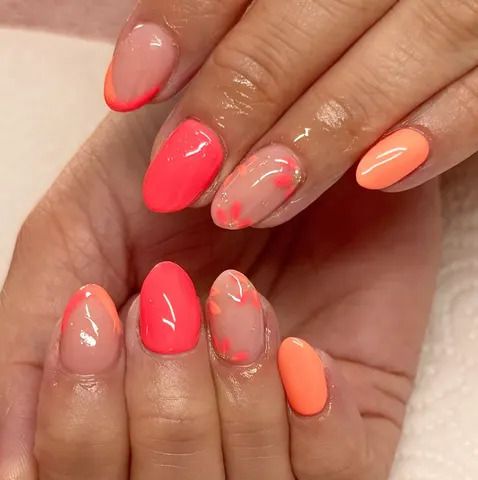 Both Hands Medium Shot Visual Idea Both Hands Medium Shot Visual Idea — Orange Summer Nails 2027