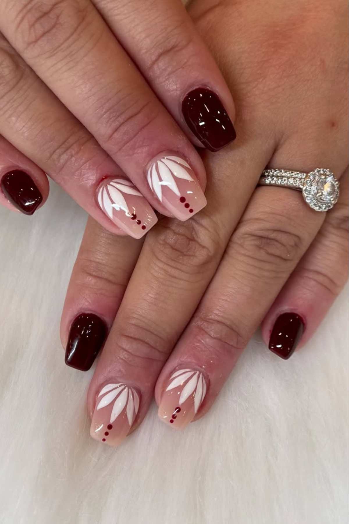Neutral Beige Gold Outline French Neutral Beige Gold Outline French — Short Fall Nails 2026