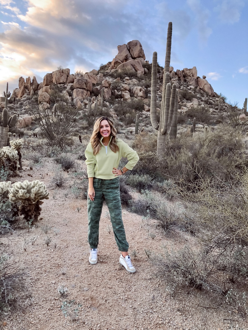 Camouflage Pants with Quarter-Zip Sweatshirt for Outdoor Activity Camouflage Pants with Quarter-Zip Sweatshirt for Outdoor Activity — Arizona Outfits 2027