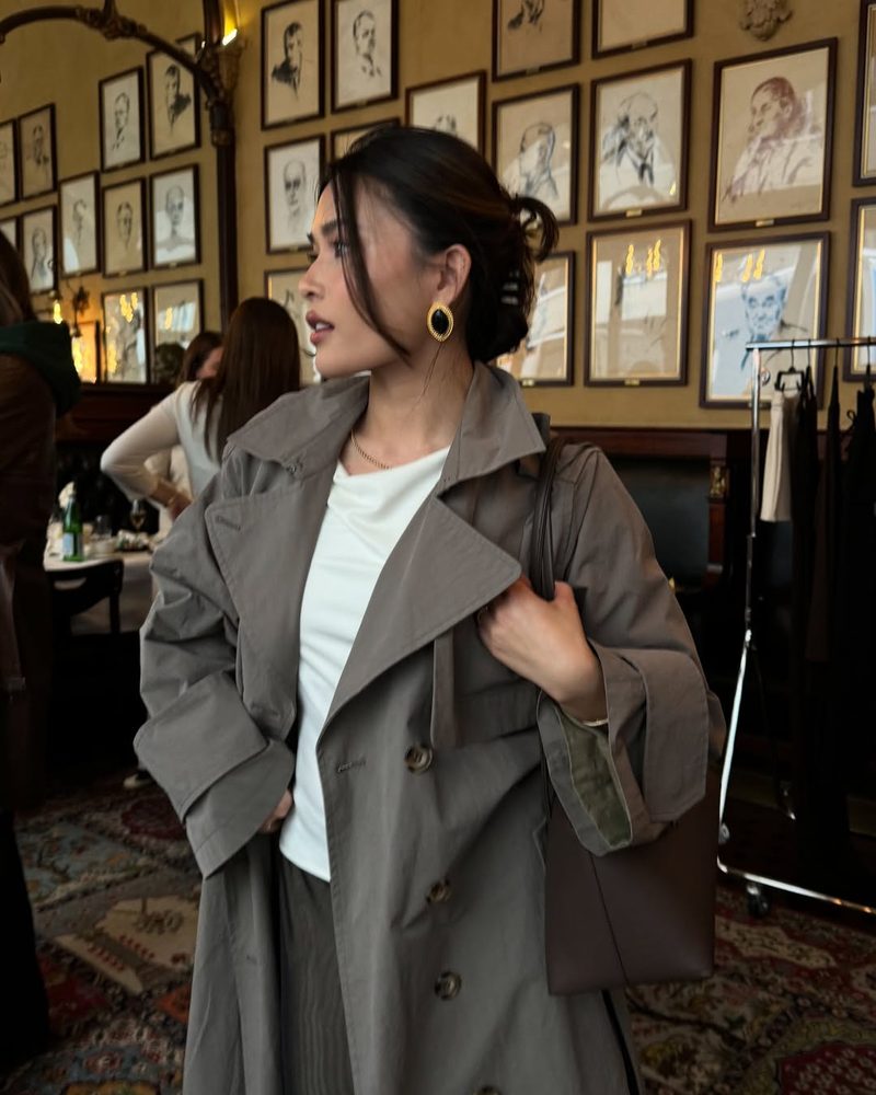 Oversized Trench Coat Paired with Gold Hoops for Casual Chic Oversized Trench Coat Paired with Gold Hoops for Casual Chic — Gold Hoops Outfits 2027