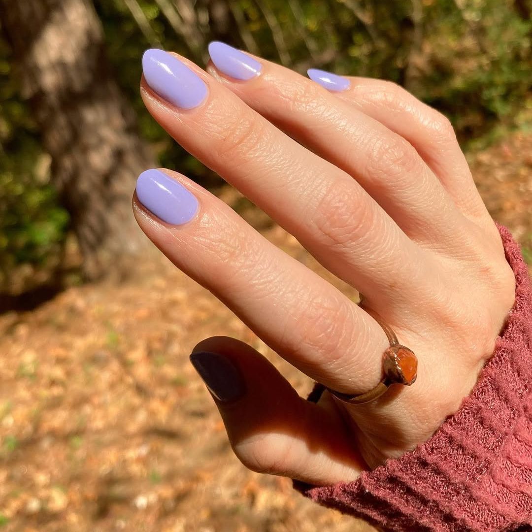 Solid Color Visual Idea — Lavender Nails 2027