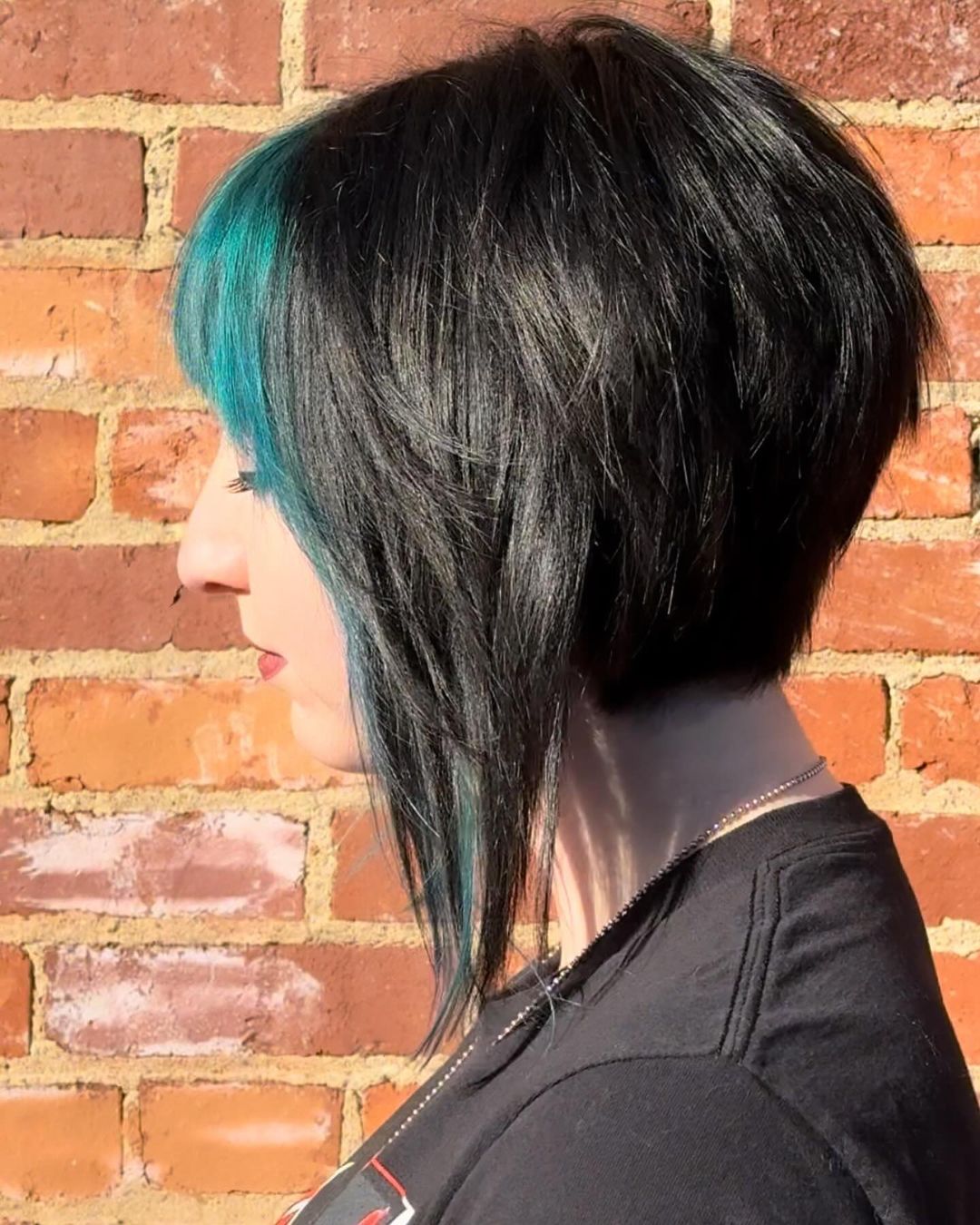 Asymmetrical Bob With Teal Streaks — Alt Hairstyles 2027
