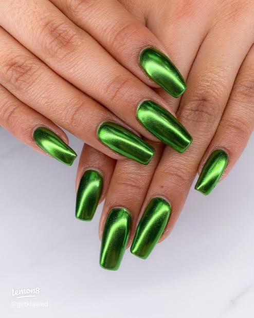 The Single Detail A Reader Notices First Visual Idea The Single Detail A Reader Notices First Visual Idea — Green Chrome Nails 2027