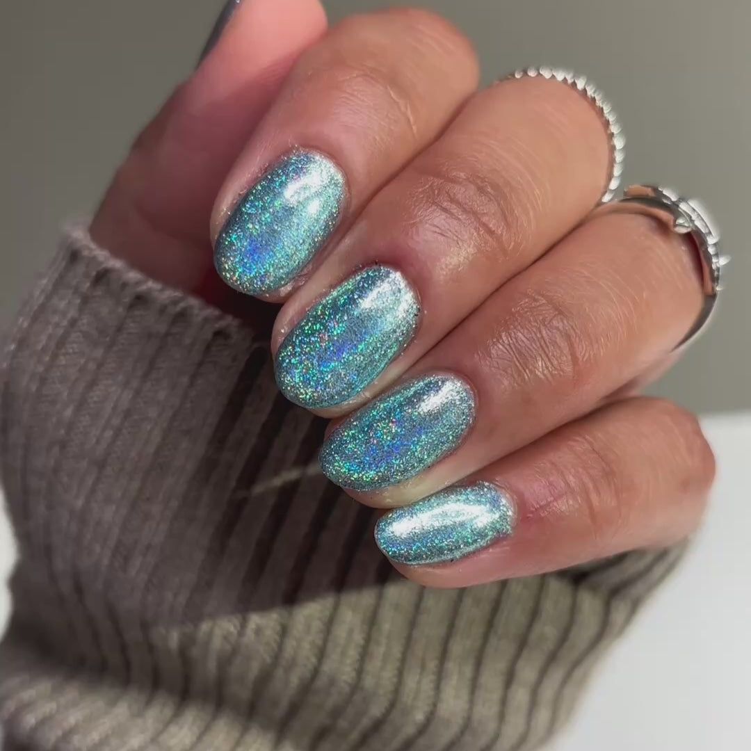 Holographic Turquoise Glitter Nails — Turquoise Nails 2027
