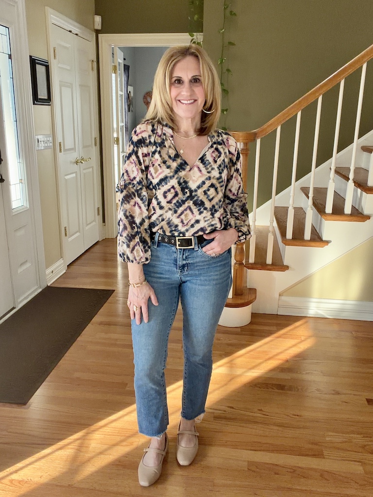 Pattern Play: Cropped Jeans with a Printed Blouse Pattern Play: Cropped Jeans with a Printed Blouse — Straight Leg Jeans Outfits 2027