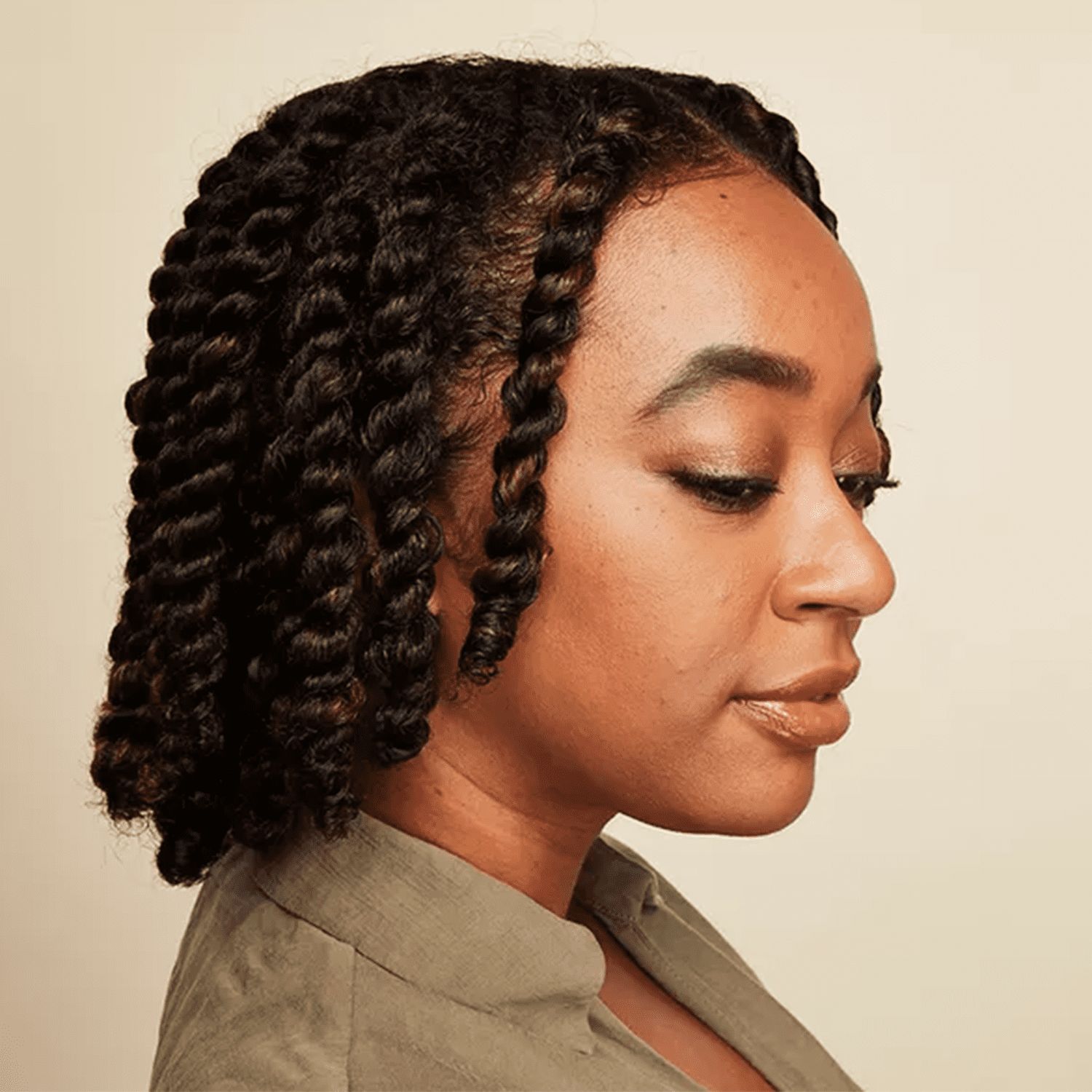Collarbone Visual Idea Collarbone Visual Idea — Caribbean Hairstyles 2027