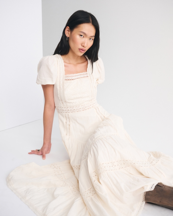 Cream Maxi Dress with Puff Sleeves and Lace Details Cream Maxi Dress with Puff Sleeves and Lace Details — Puff Sleeve Dresses 2027