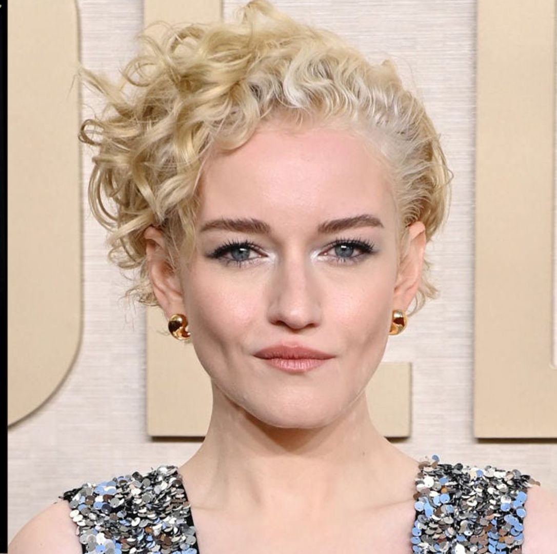 Platinum Blonde Visual Idea Platinum Blonde Visual Idea — Pixie 2027 for Curly Hair