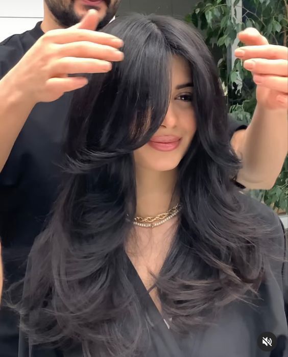 Dark Brown Mid-Back Layered Cut With Soft Volume Dark Brown Mid-Back Layered Cut With Soft Volume — Trendy Haircuts 2027