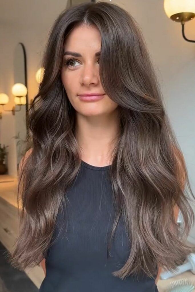 Mid-Back Visual Idea Mid-Back Visual Idea — Old Money Hair Color 2027