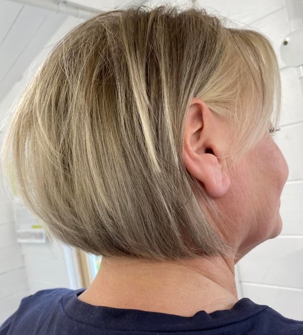 Layered Ash Blonde Bob with Wave Layered Ash Blonde Bob with Wave — Bob 2027 for Women Over 50